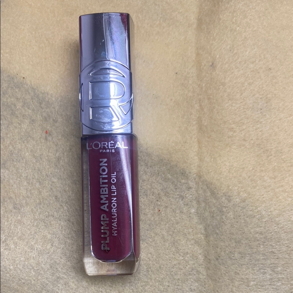 L'Oreal Plump Ambition Hyaluronic Lip Oil - Deep Red